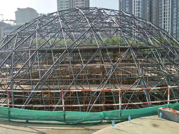 绥芬河风雨操场网架